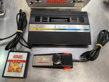 77000501028 Console Atari 2600 Junior Avec Super Controller (boxed)