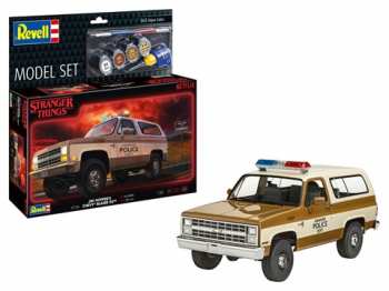 4009803677248 STRANGER THINGS - Chevrolet K5 Blazer - Model Kit 1/25